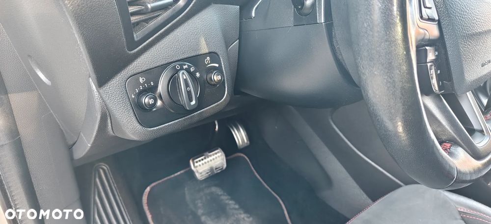 Ford Kuga - 21