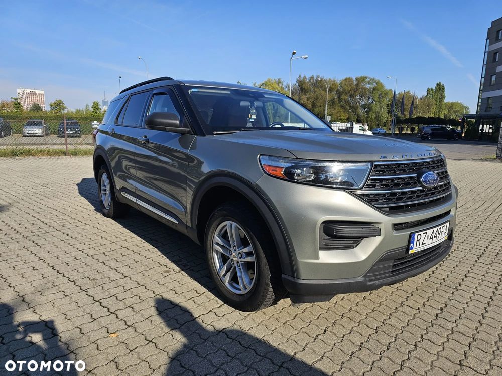 Ford Explorer - 2