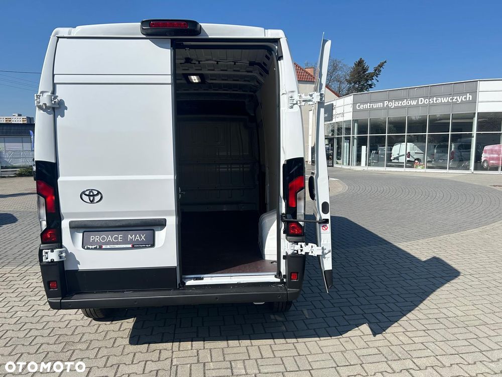 Toyota Proace Max - 25