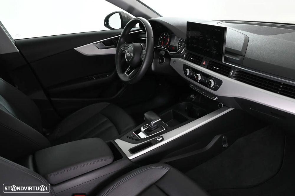Audi A4 40 TDI S tronic - 18