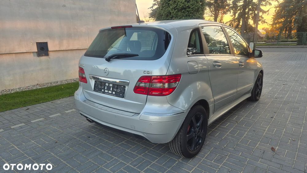 Mercedes-Benz Klasa B 180 CDI EU5 - 5