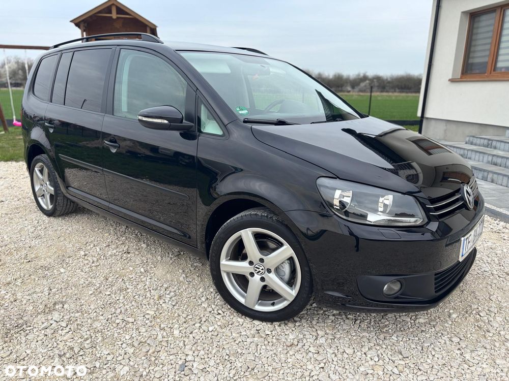 Volkswagen Touran 1.6 TDI DPF BlueMotion Technology Trendline - 16