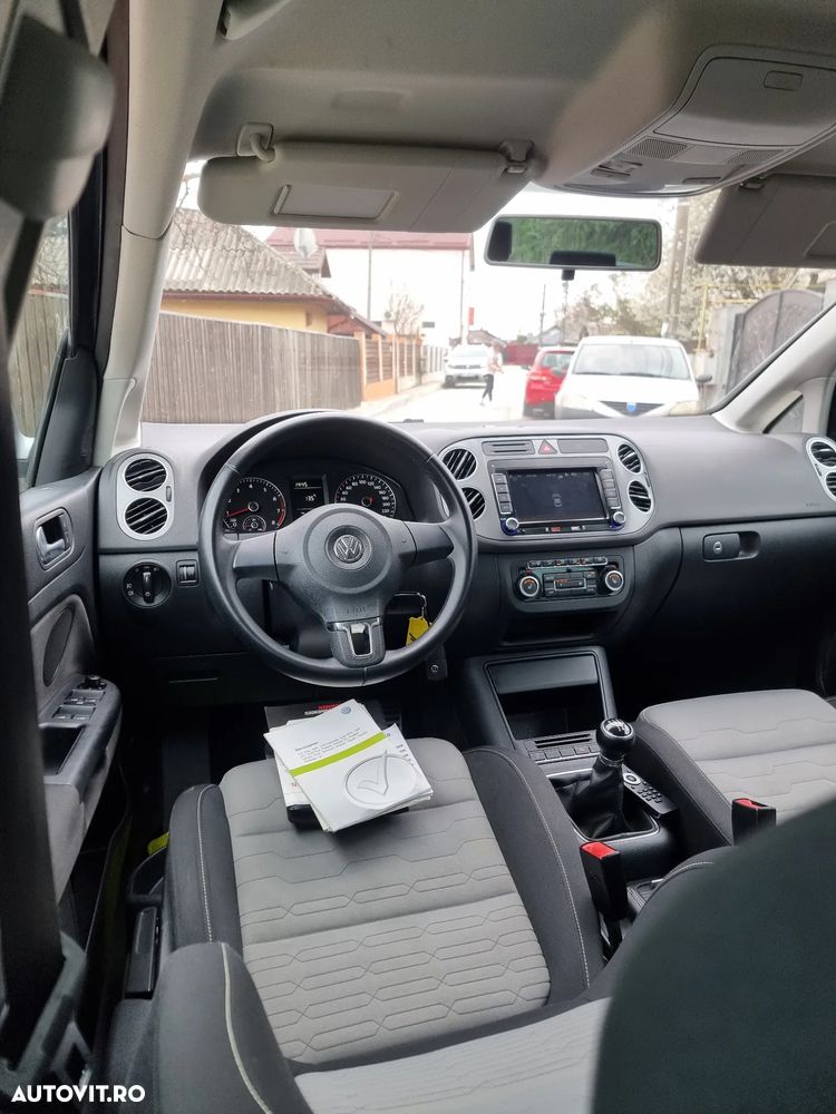 Volkswagen Golf - 21