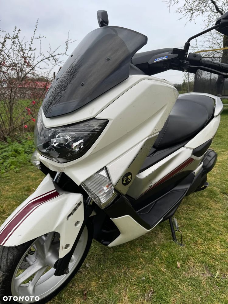 Yamaha NMAX - 4