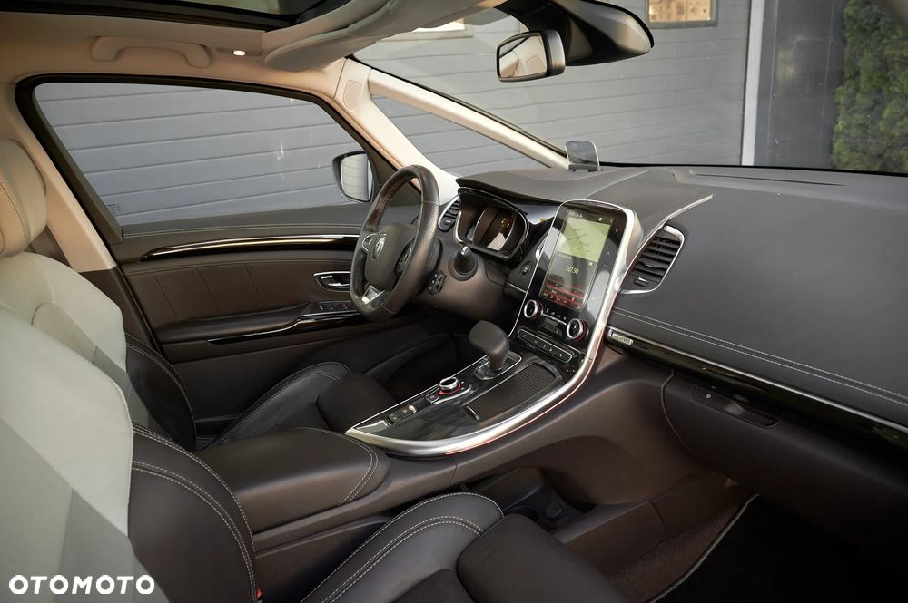 Renault Espace 1.6 TCE Initiale Paris EDC 7os - 21