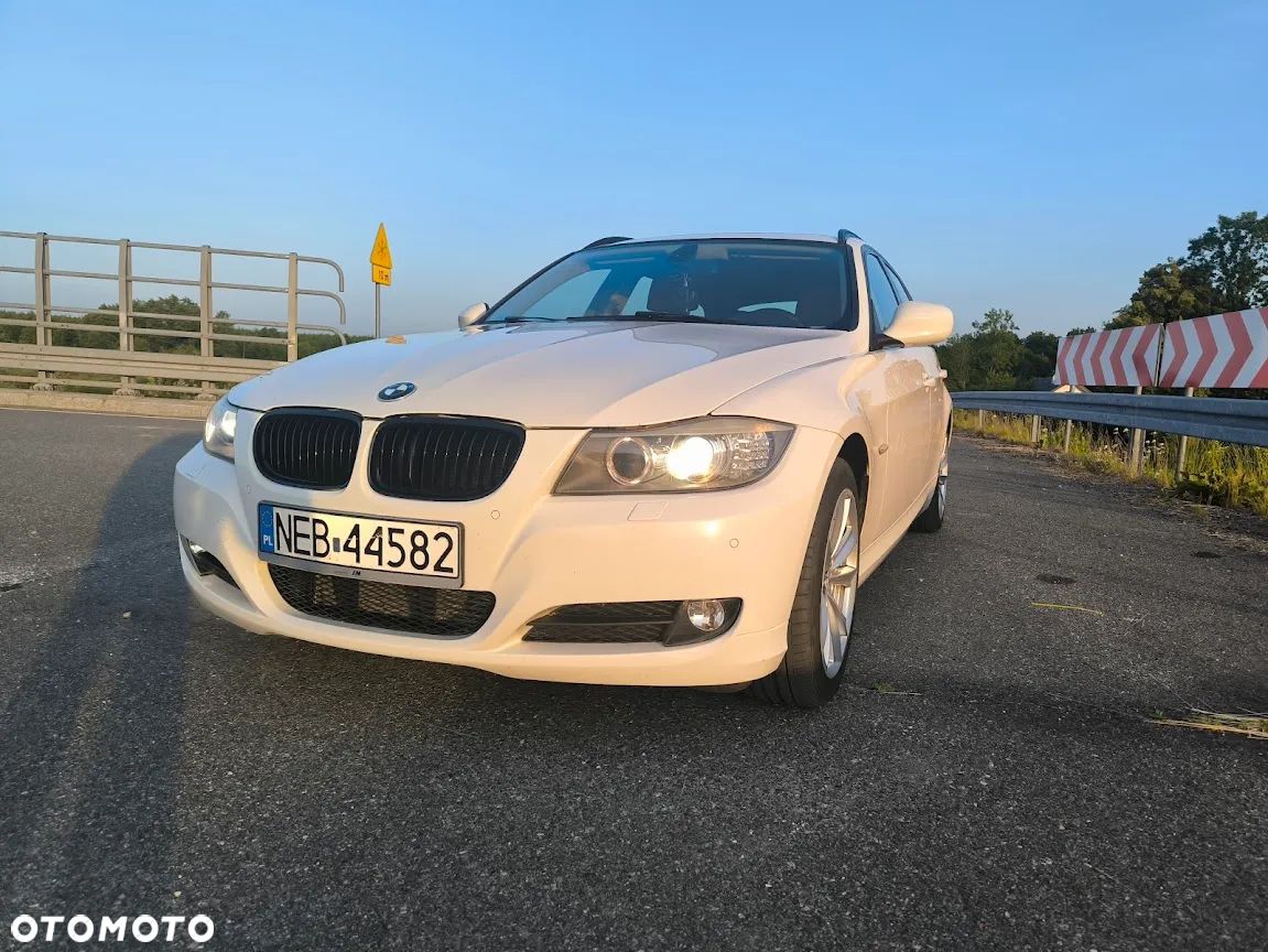 BMW Seria 3 320d xDrive DPF Touring Edition Fleet Sport - 1