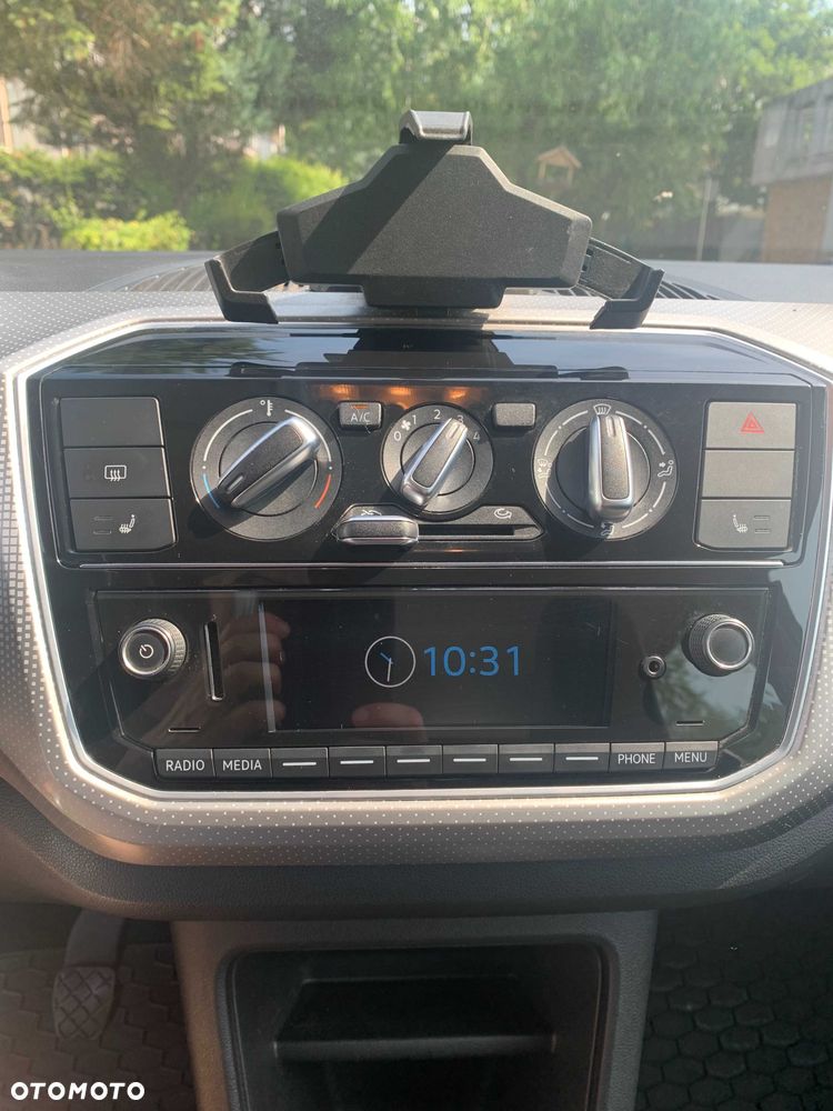 Volkswagen up! - 5