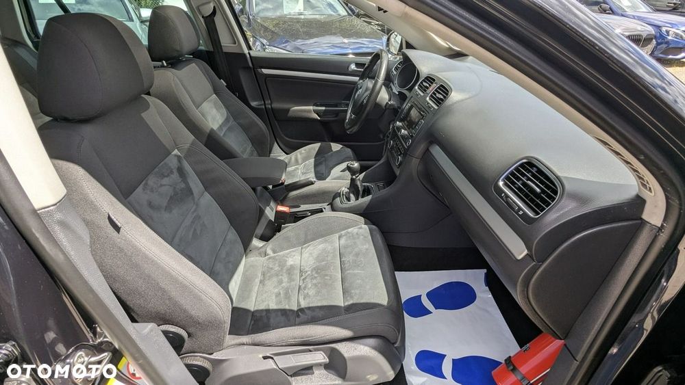 Volkswagen Golf - 21