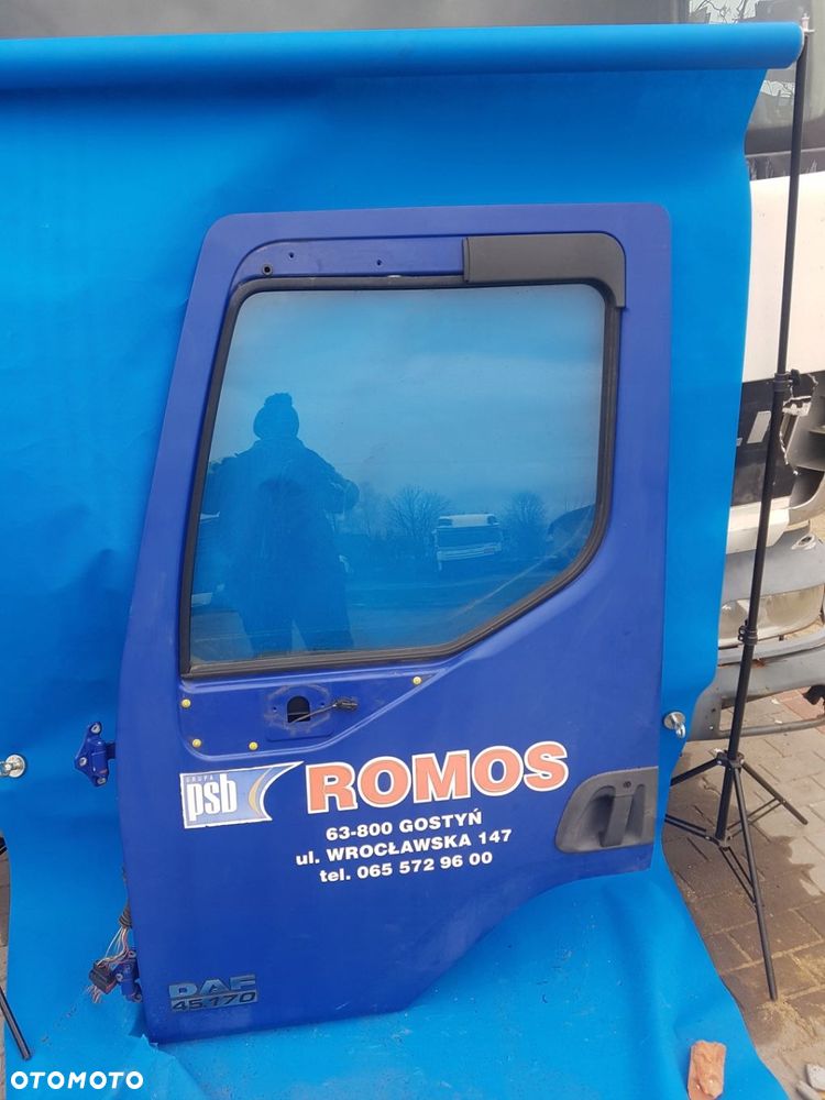 DRZWI LEWE KOMPLETNE DAF 45 55 LF - 1