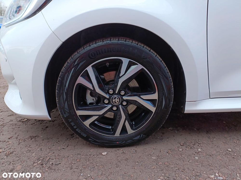 Toyota Yaris Hybrid 1.5 Style - 21