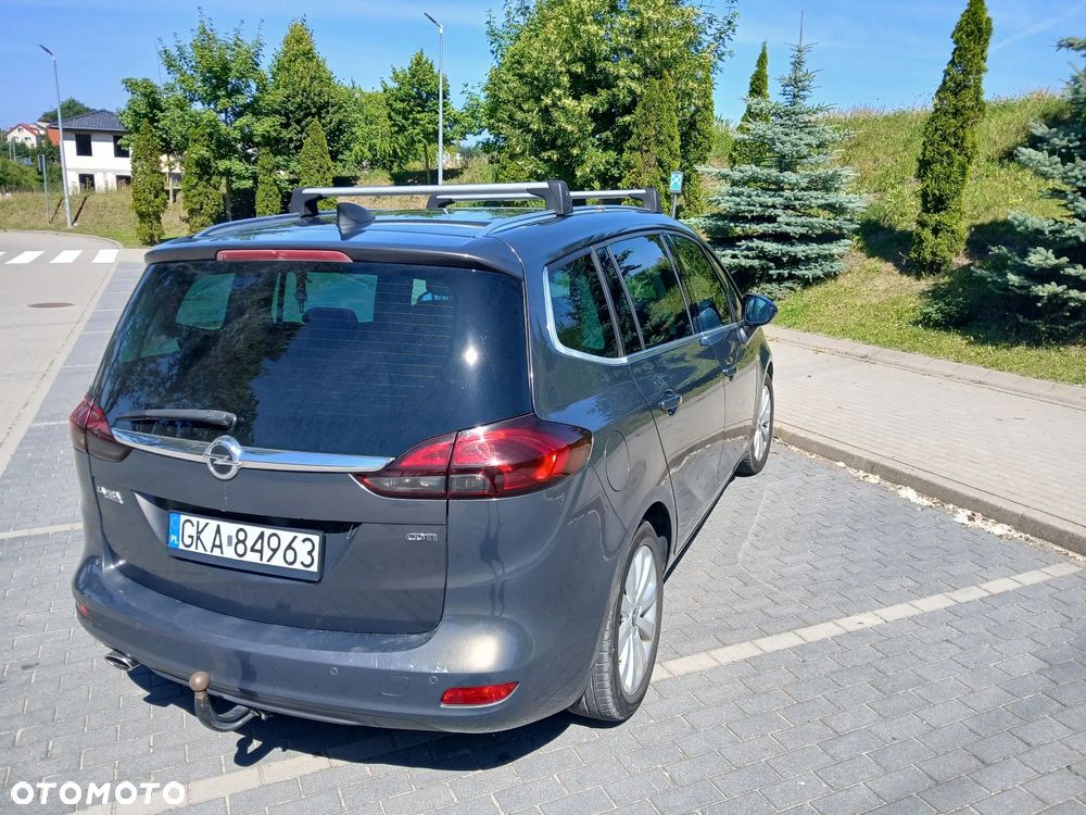 Opel Zafira - 11