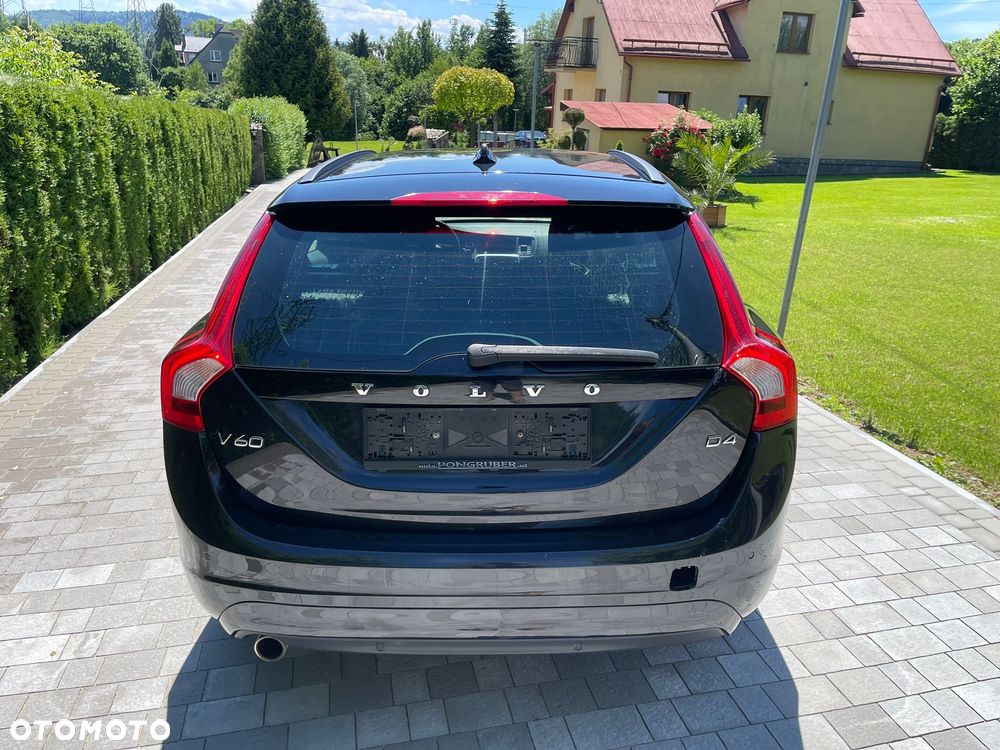 Volvo V60 D4 Edition - 14