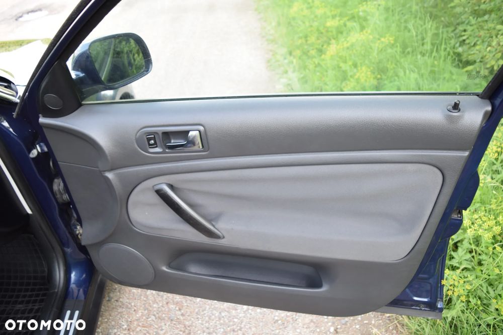 Volkswagen Passat 2.0 Comfortline - 29