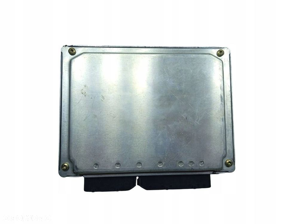 Komputer Sterownik Silnika 8E0906018B Audi A4 B6 1.8 - 1