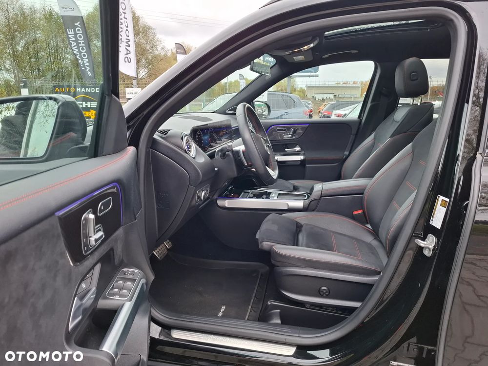 Mercedes-Benz GLB 250 4-Matic AMG Line 8G-DCT - 20