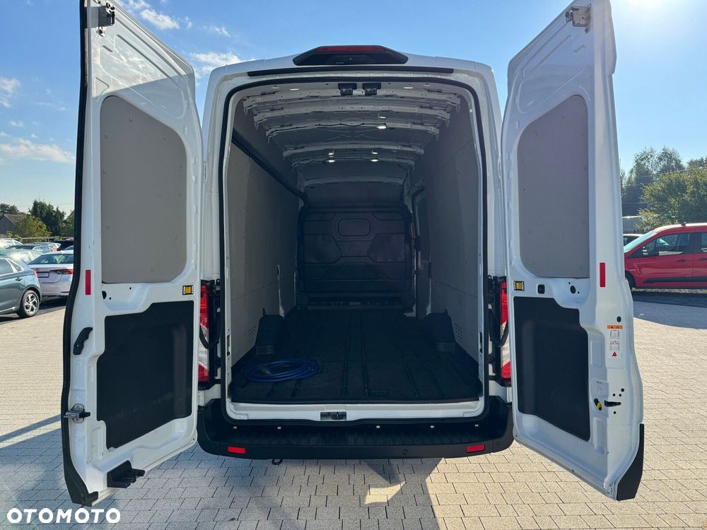 Ford e-transit 350 L4H3 - 17