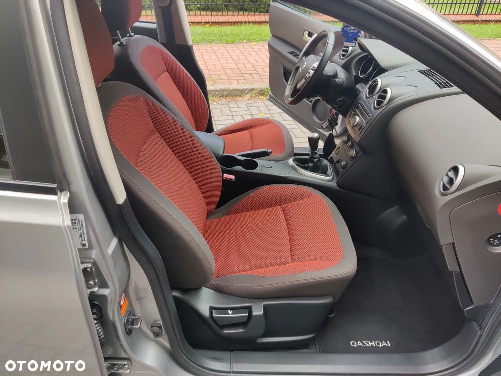Nissan Qashqai 2.0 Visia - 26