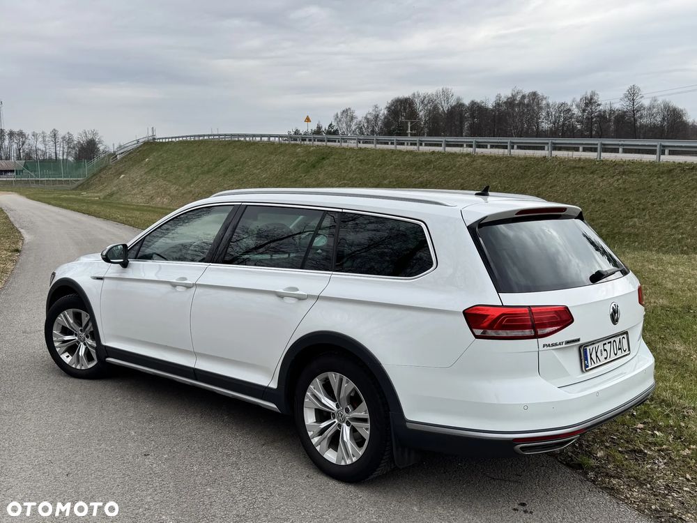Volkswagen Passat Alltrack 2.0 TDI SCR 4Motion DSG - 2