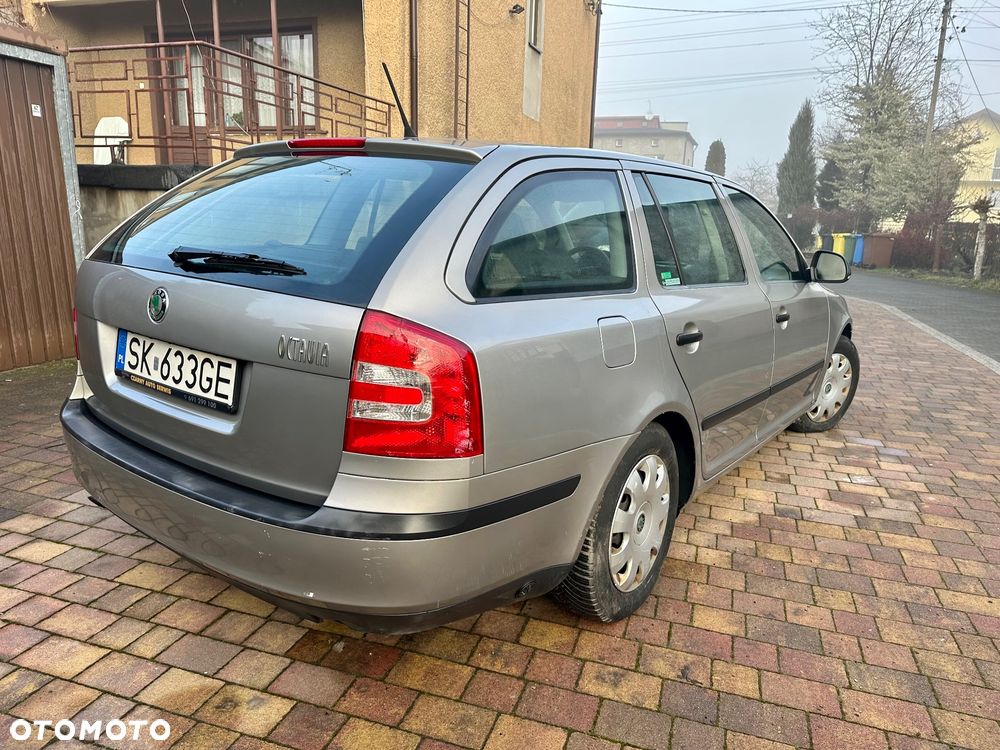 Skoda Octavia 1.6 Elegance - 3