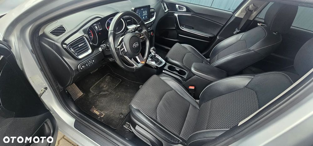 Kia Ceed 1.6 CRDi L Business Line DCT - 26