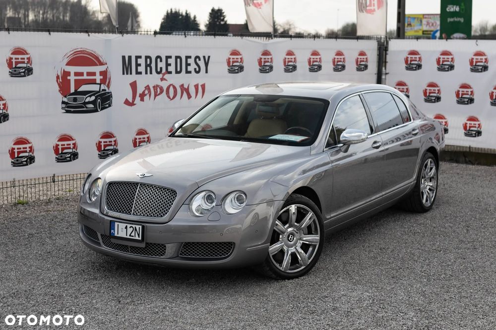 Bentley Flying Spur - 1