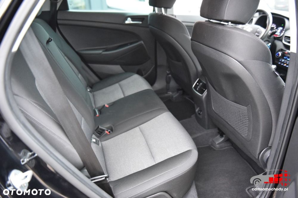 Hyundai Tucson 1.6 GDI BlueDrive Style 2WD - 19