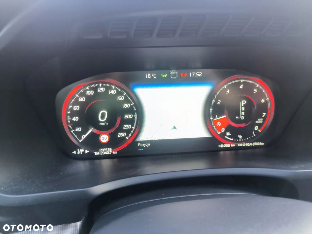 Volvo XC 90 T6 AWD R-Design 7os - 29