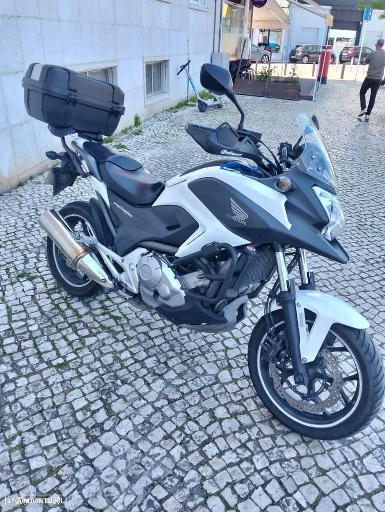 Honda NC700X - 4