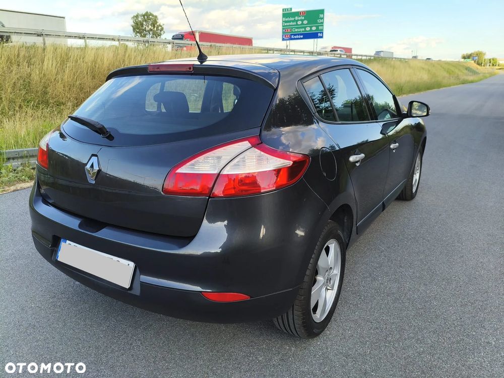 Renault Megane 1.6 16V Dynamique - 4
