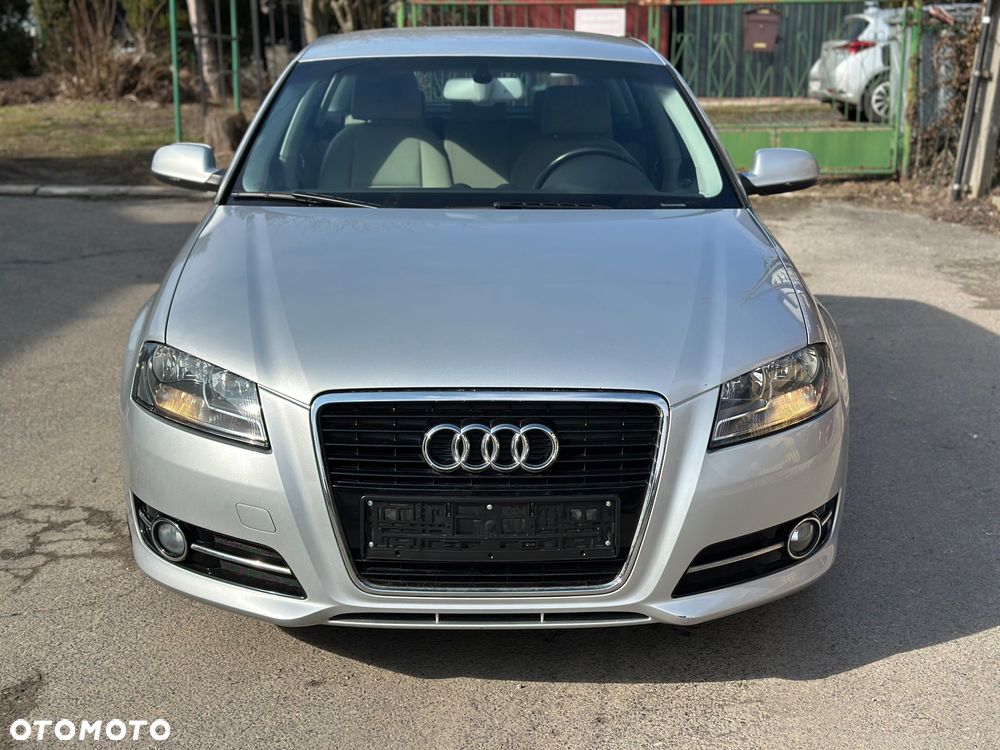 Audi A3 Sportback 1.6 TDI Ambiente - 13