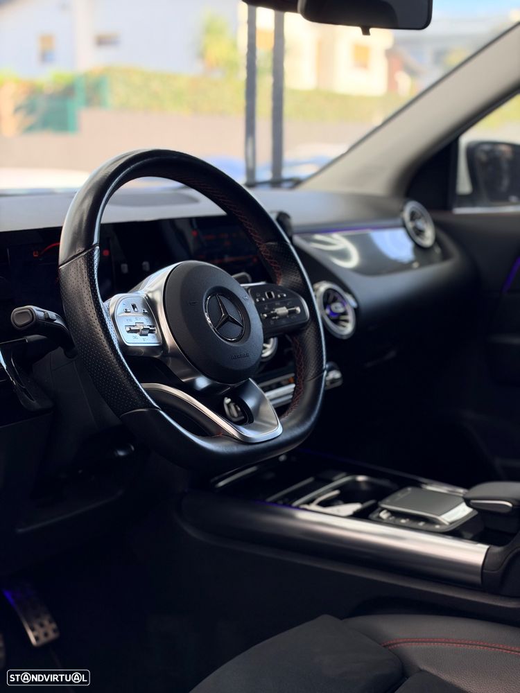 Mercedes-Benz GLA 200 - 8