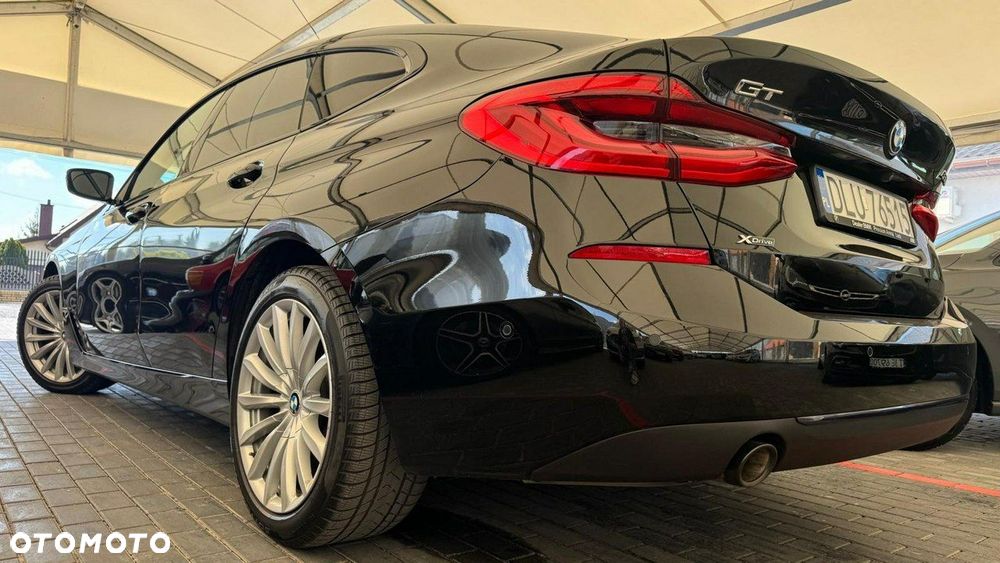 BMW 6GT - 23