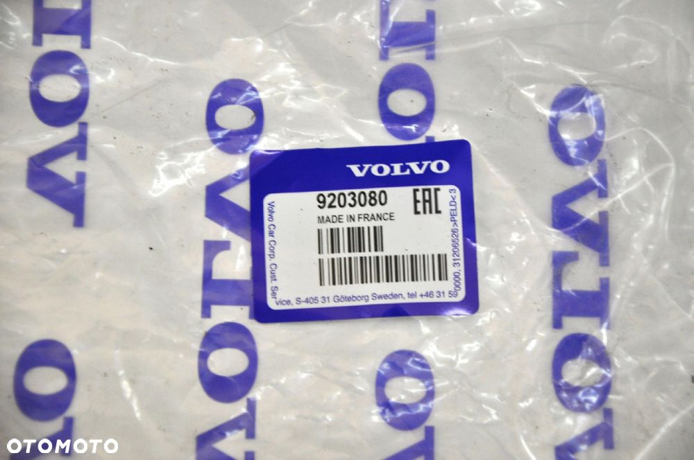 VOLVO V70 uszczelka listwa tylnego zderzaka OE 9203080 - 3