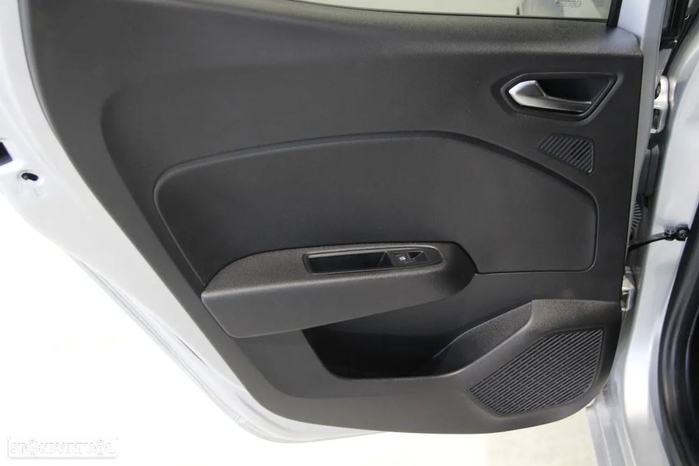 Renault Clio 1.0 TCe Evolution Bi-Fuel - 23