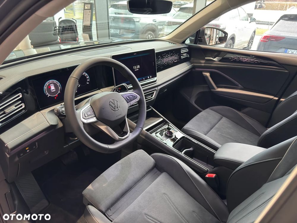 Volkswagen Tiguan 2.0 TSI 4Mot Elegance DSG - 8