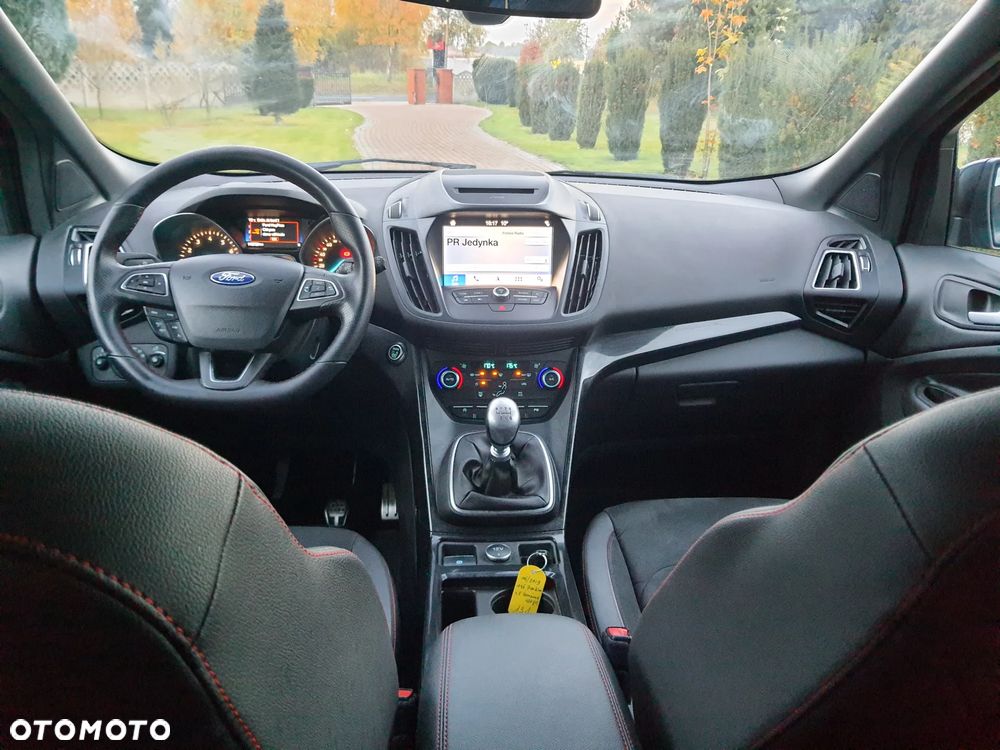 Ford Kuga - 9