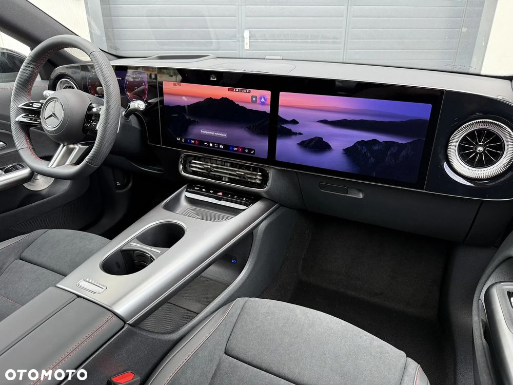 Mercedes-Benz CLA - 25