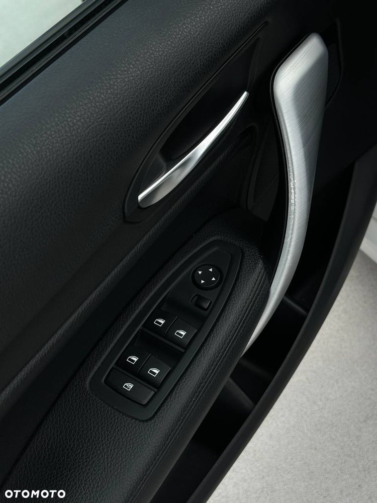 BMW Seria 1 118d Edition Metropolitan - 34