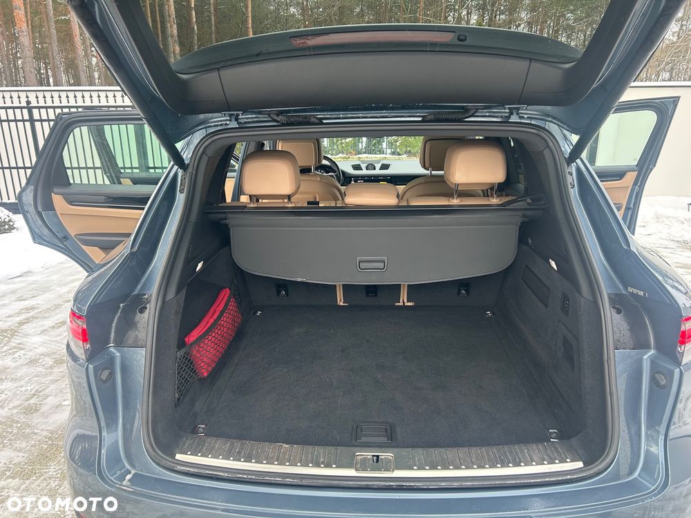 Porsche Cayenne S - 34