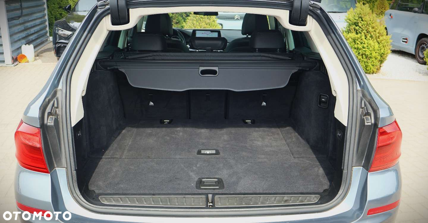 BMW Seria 5 - 22