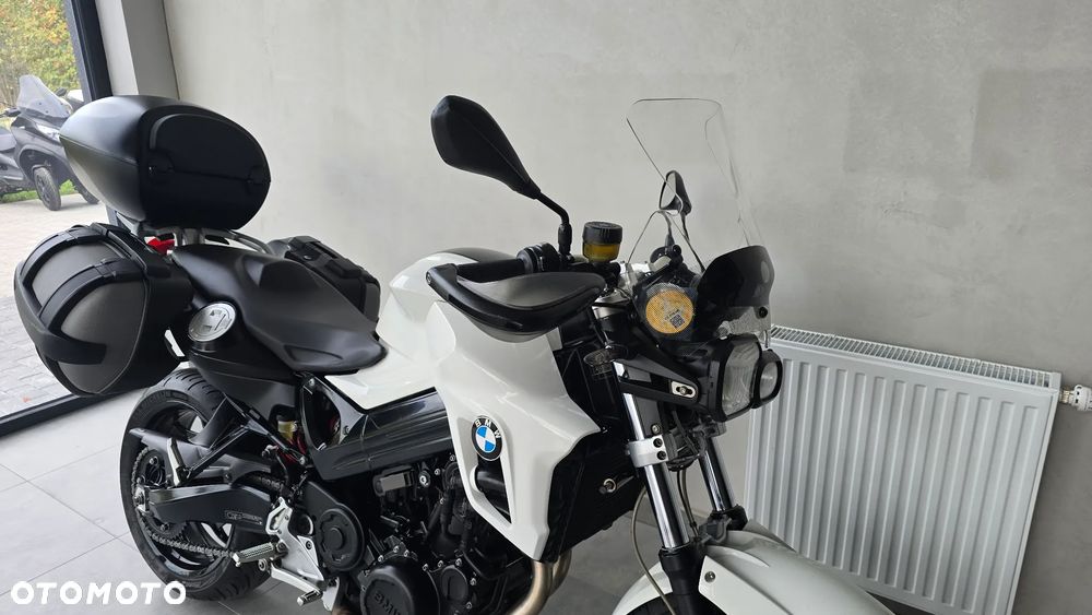 BMW F - 29