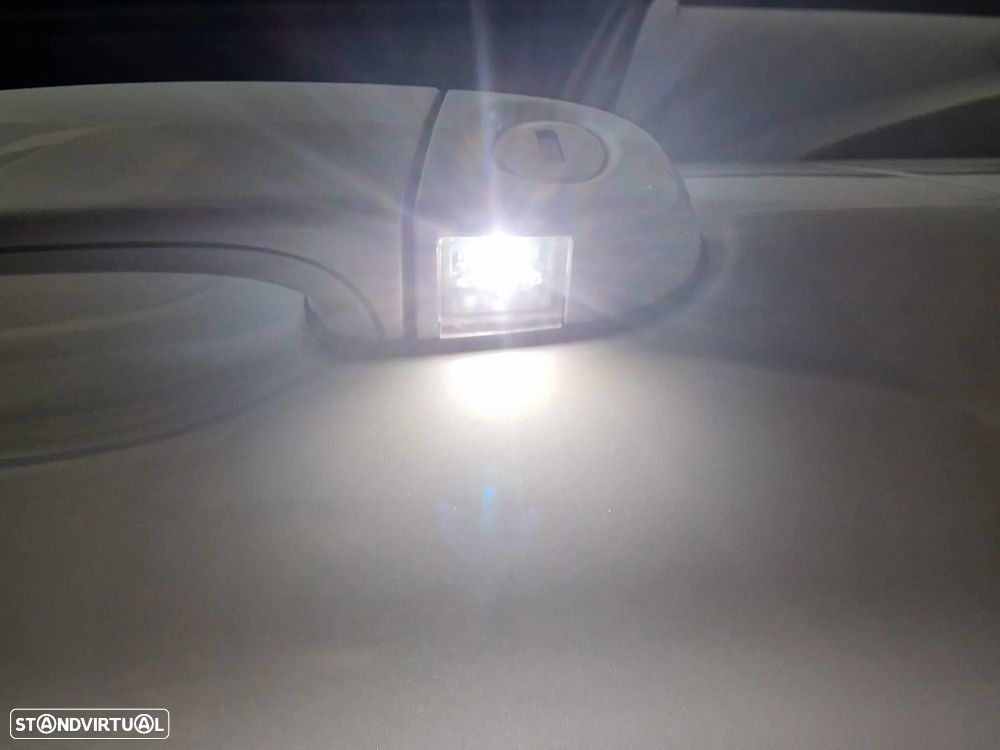 BMW 220 d Coupe Pack M Auto - 38