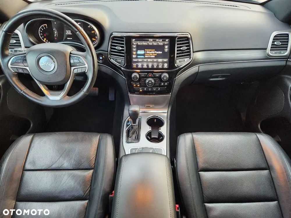 Jeep Grand Cherokee - 11