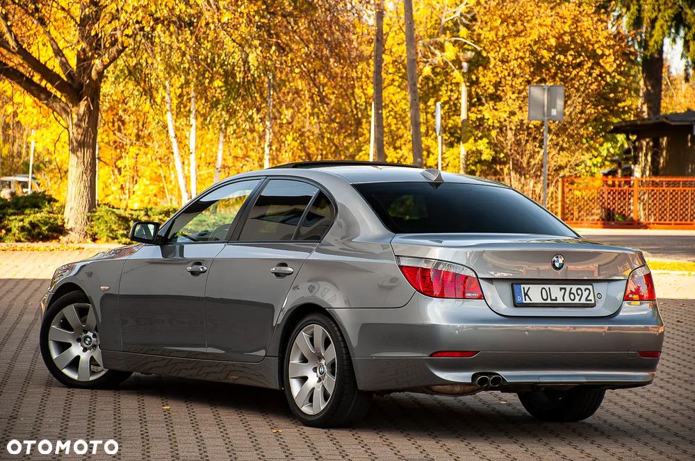 BMW Seria 5 - 12