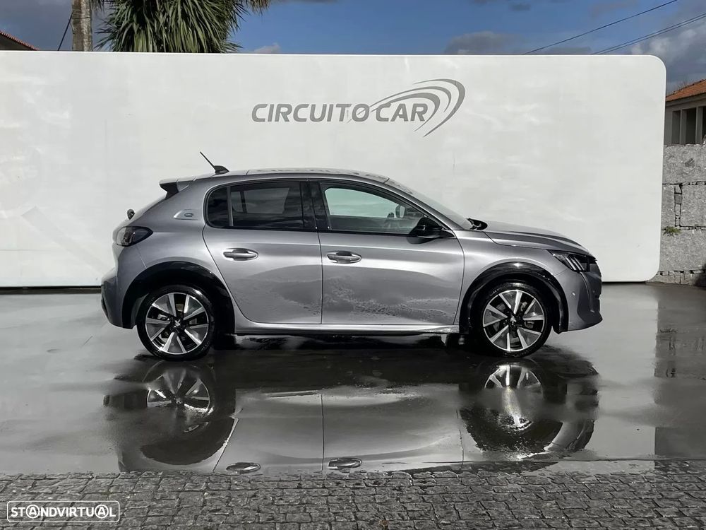 Peugeot e-208 50 kWh GT - 11