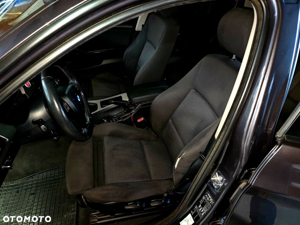 BMW Seria 3 320d - 17