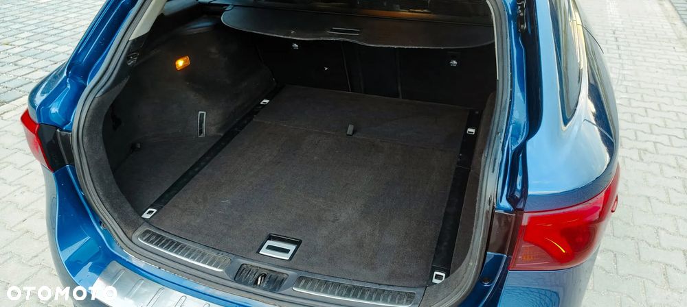 Toyota Avensis 2.0 D-4D Prestige - 8