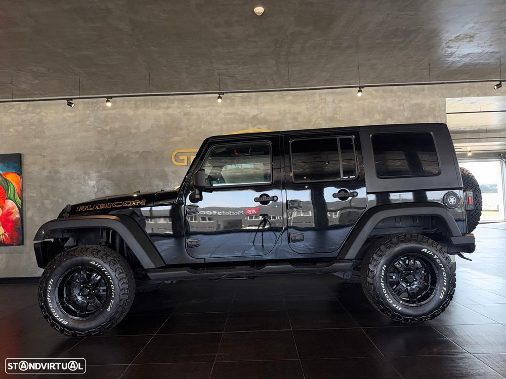 Jeep Wrangler - 4