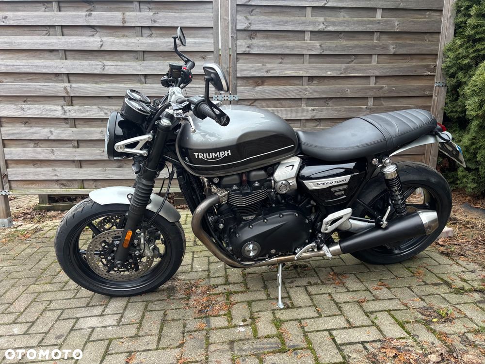 Triumph Speed Twin - 7