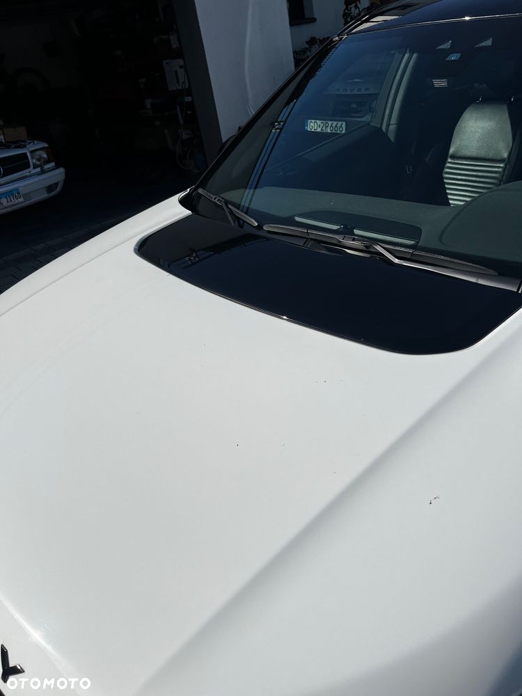 Land Rover Discovery Sport 2.0 Si4 HSE Luxury - 30